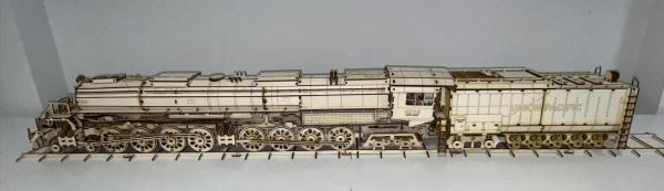 Western Union UP400 (4-8-8-4) Big Boy steam locomotive as a 3D wooden model - Picture show model with tender how has to be ordered separatly